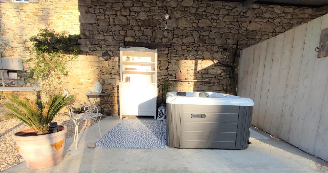 Le Gite De Montagnac La Roque-sur-Cèze 外观 照片